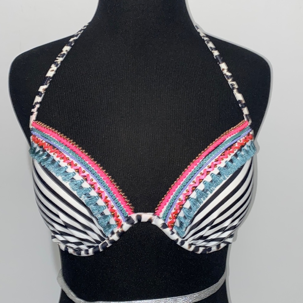 Victoria’s Secret Bikini Top